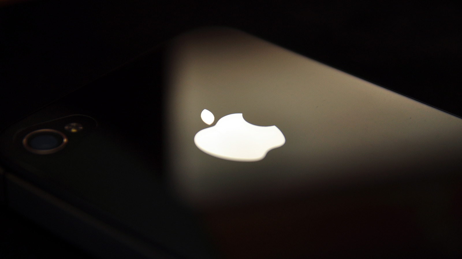 Apple’s Next Big Device Could Flip The Tablet Script If This Specs Leak Is True