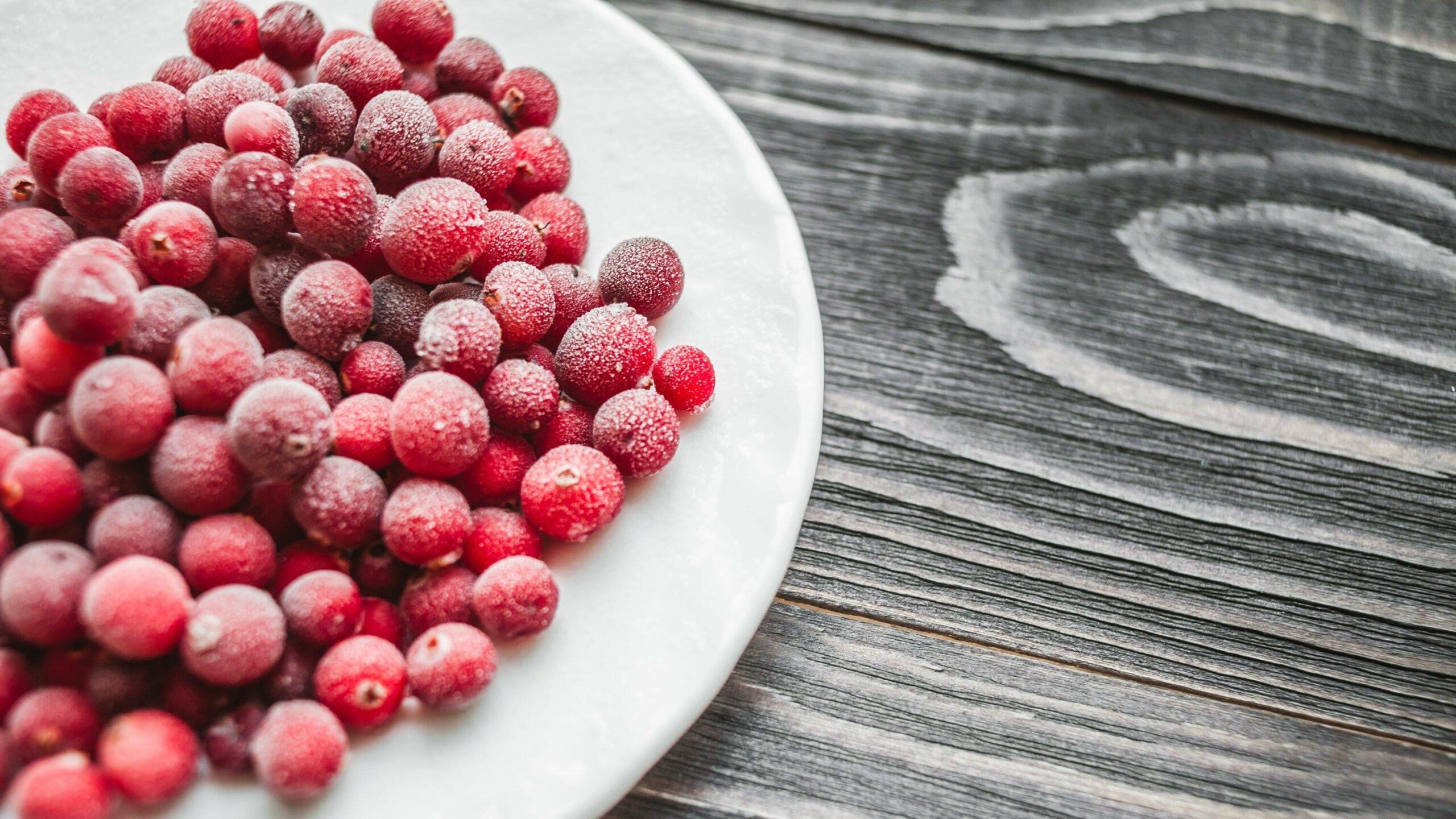 Freeze Fresh Cranberries Now to Make Thanksgiving Easier